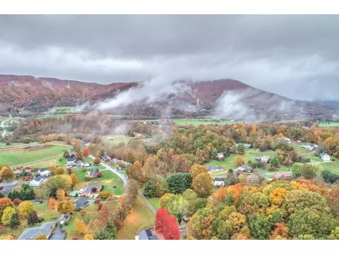 144 Springbrook Drive Unicoi Tn 37692, Unicoi, TN 37692 photo 30