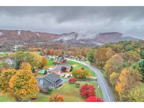 144 Springbrook Drive Unicoi Tn 37692, Unicoi, TN 37692 photo 8