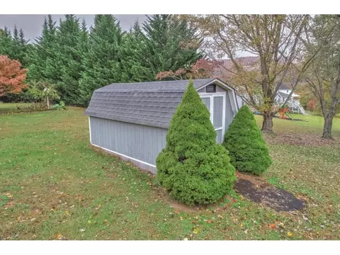 144 Springbrook Drive Unicoi Tn 37692, Unicoi, TN 37692 photo 29