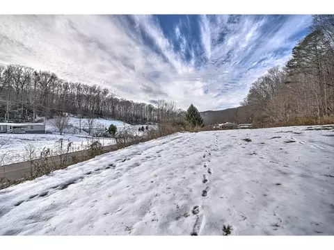 2603 Gap Creek Road Hampton Tn 37658, Hampton, TN 37658 photo 27