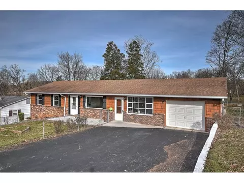 141 Circle Drive Gray Tn 37615, Gray, TN 37615 photo 1