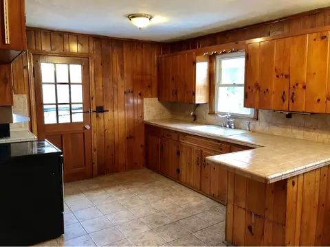 282 Cherokee Road Bristol Va 24201, Bristol, VA 24201 photo 6