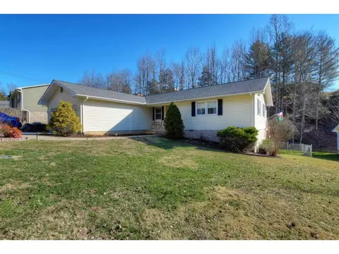 889 Fraley Avenue Duffield Va 24244, Duffield, VA 24244 photo 2