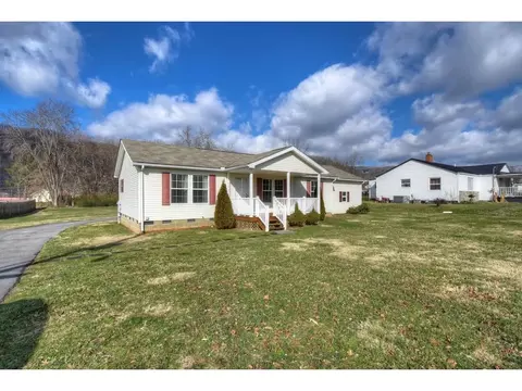 1133 Prince Avenue Erwin Tn 37650, Erwin, TN 37650 photo 3