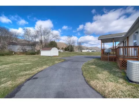 1133 Prince Avenue Erwin Tn 37650, Erwin, TN 37650 photo 29