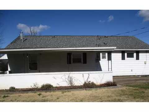 125 Sycamore Street Erwin Tn 37650, Erwin, TN 37650 photo 4