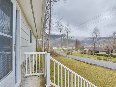 510 7th Street Erwin Tn 37650, Erwin, TN 37650 photo 5