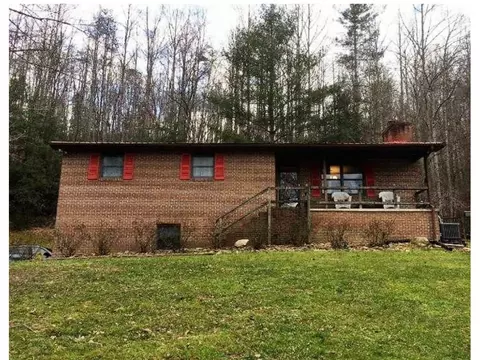 140 Dillard Avenue Erwin Tn 37650, Erwin, TN 37650 photo 1