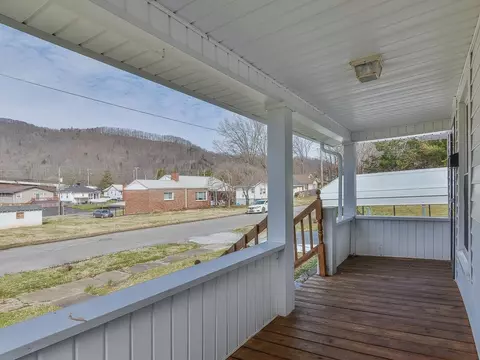 726 Maple Avenue Erwin Tn 37650, Erwin, TN 37650 photo 7