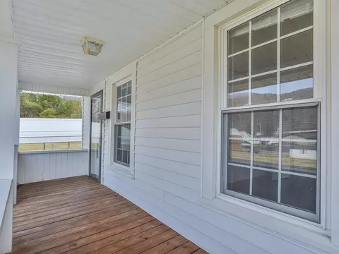 726 Maple Avenue Erwin Tn 37650, Erwin, TN 37650 photo 8