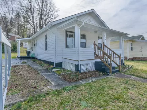 726 Maple Avenue Erwin Tn 37650, Erwin, TN 37650 photo 3