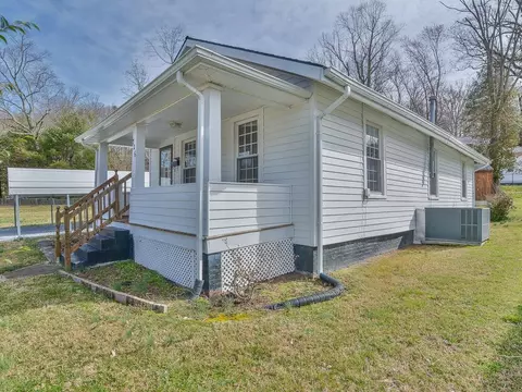 726 Maple Avenue Erwin Tn 37650, Erwin, TN 37650 photo 4