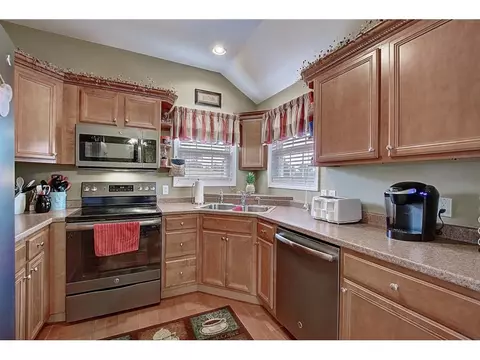 1033 Mountain Meadows Drive Limestone Tn 37681, Limestone, TN 37681 photo 9