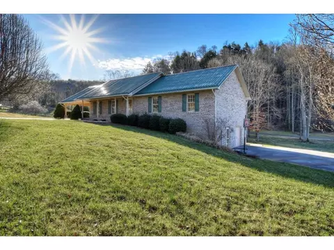 110 Fishery Loop Road Erwin Tn 37650, Erwin, TN 37650 photo 3