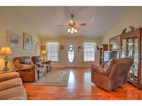 361 Ridges Drive Chuckey Tn 37641, Chuckey, TN 37641 photo 4
