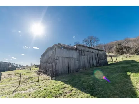 324 Jarrett Road Limestone Tn 37681, Limestone, TN 37681 photo 3