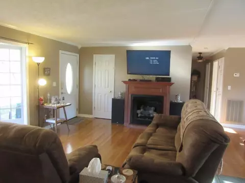 122 Morton Road Hampton Tn 37658, Hampton, TN 37658 photo 9