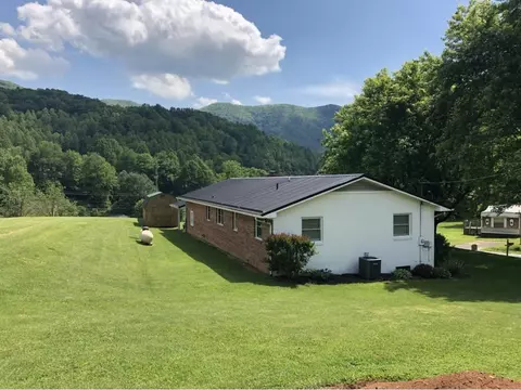122 Morton Road Hampton Tn 37658, Hampton, TN 37658 photo 4