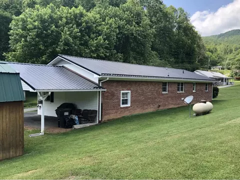 122 Morton Road Hampton Tn 37658, Hampton, TN 37658 photo 8