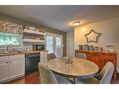 212 Mountain View Hampton Tn 37658, Hampton, TN 37658 photo 9