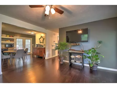 212 Mountain View Hampton Tn 37658, Hampton, TN 37658 photo 4