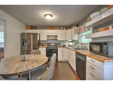 212 Mountain View Hampton Tn 37658, Hampton, TN 37658 photo 11