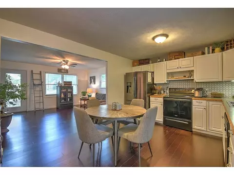 212 Mountain View Hampton Tn 37658, Hampton, TN 37658 photo 10