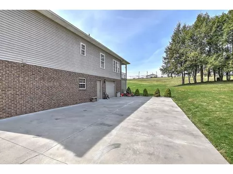 104 Bramm Road Bristol Tn 37620, Bristol, TN 37620 photo 22