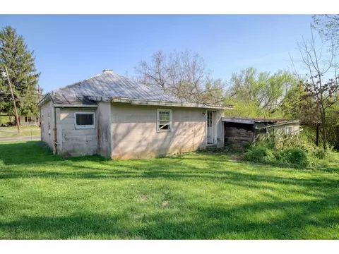 2011 E Unaka Avenue Johnson City Tn 37601, Johnson City, TN 37601 photo 5