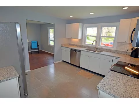 153 Greenbriar Drive Hampton Tn 37658, Hampton, TN 37658 photo 6