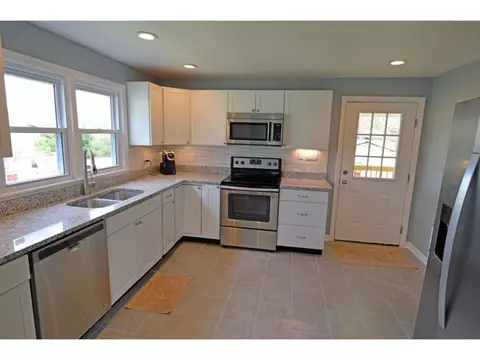 153 Greenbriar Drive Hampton Tn 37658, Hampton, TN 37658 photo 5