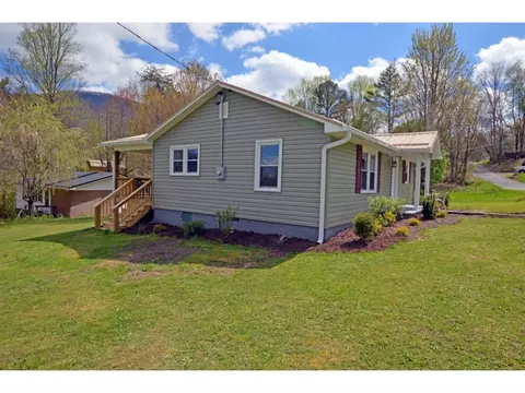 153 Greenbriar Drive Hampton Tn 37658, Hampton, TN 37658 photo 17