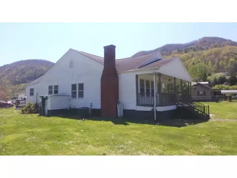 207 Mountain View Drive Hampton Tn 37658, Hampton, TN 37658 photo 2