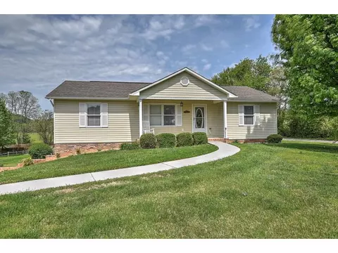 511 Ridges Drive Chuckey Tn 37641, Chuckey, TN 37641 photo 2