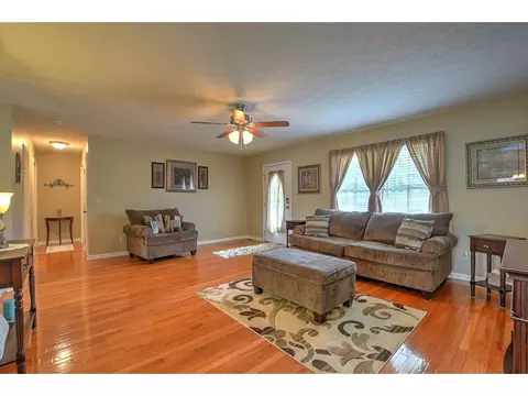 511 Ridges Drive Chuckey Tn 37641, Chuckey, TN 37641 photo 4