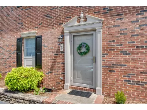 1107 8th Street 3 Johnson City Tn 37601, Johnson City, TN 37601 photo 2