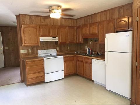 403 E Cutler Street Greeneville Tn 37745, Greeneville, TN 37745 photo 2