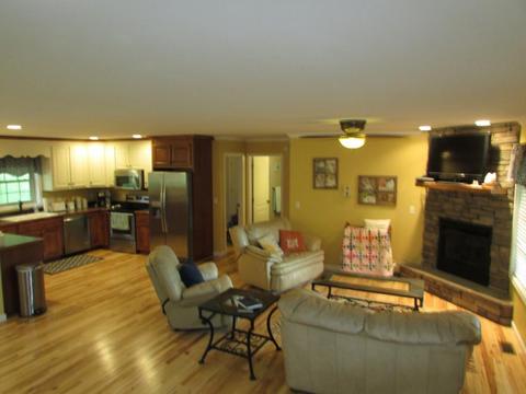 141 Greenbriar Drive Hampton Tn 37658, Hampton, TN 37658 photo 7