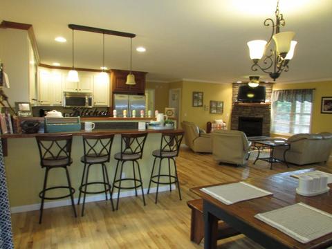 141 Greenbriar Drive Hampton Tn 37658, Hampton, TN 37658 photo 8