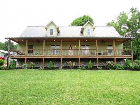 141 Greenbriar Drive Hampton Tn 37658, Hampton, TN 37658 photo 1