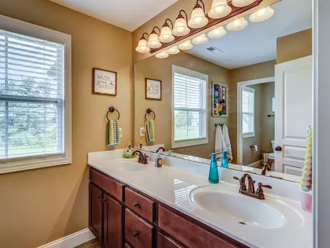 135 Victory Gray Tn 37615, Gray, TN 37615 photo 22