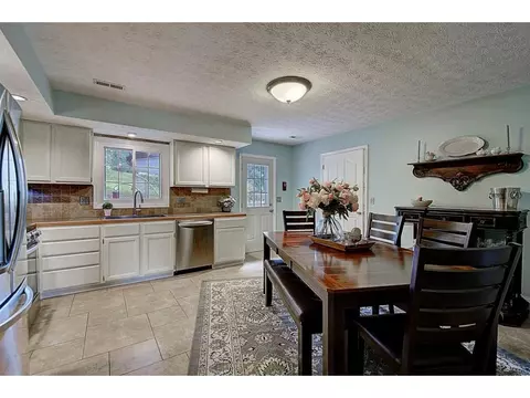 2802 Granbrook Court Johnson City Tn 37601, Johnson City, TN 37601 photo 10