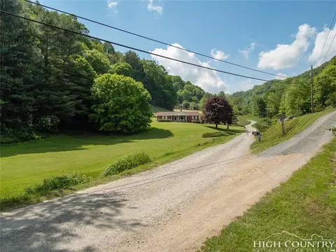 195 Willard Johnson Road Vilas Nc 28692, Vilas, NC 28692 photo 10