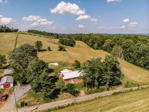 235 Jeffers Lane Limestone Tn 37681, Limestone, TN 37681 photo 32