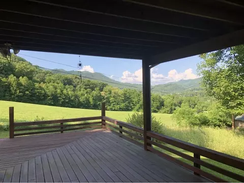 132 Potterack Road Hampton Tn 37658, Hampton, TN 37658 photo 4