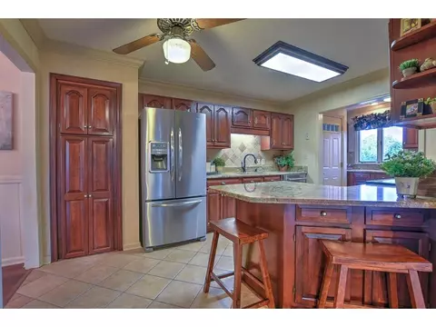 357 Springlake Road Bristol Va 24201, Bristol, VA 24201 photo 11