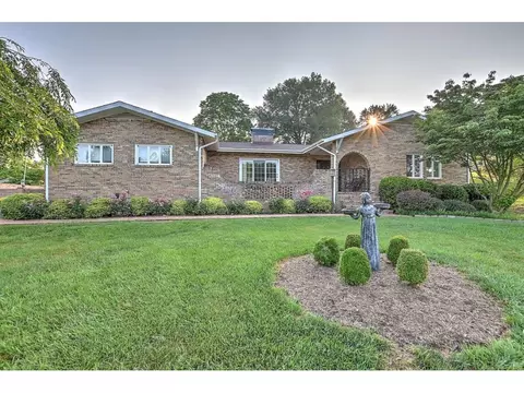 357 Springlake Road Bristol Va 24201, Bristol, VA 24201 photo 1