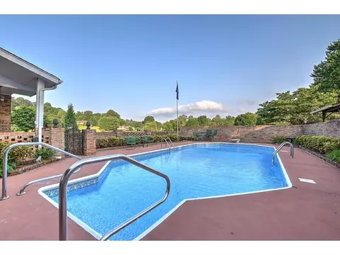 357 Springlake Road Bristol Va 24201, Bristol, VA 24201 photo 5