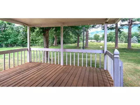 229 Elliott Avenue Erwin Tn 37650, Erwin, TN 37650 photo 12
