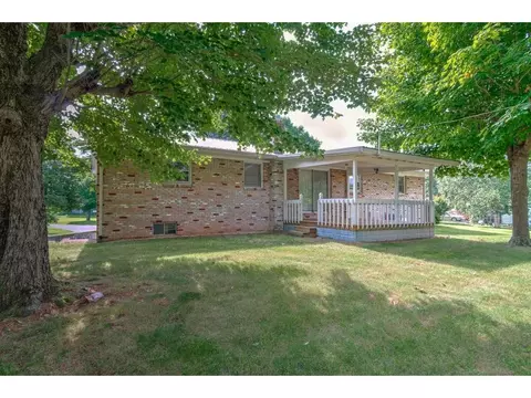 229 Elliott Avenue Erwin Tn 37650, Erwin, TN 37650 photo 8